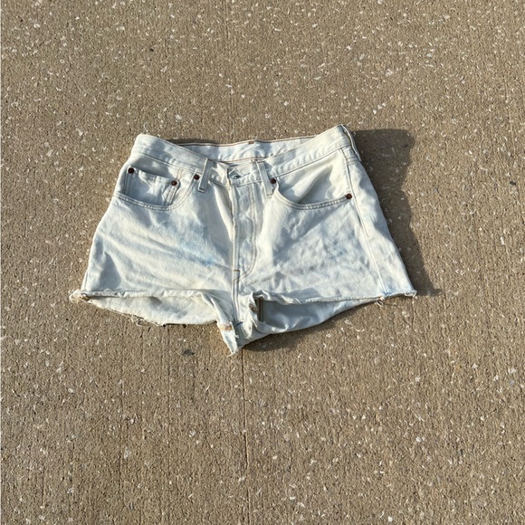 levis acid wash shorts - Picture 1 of 3